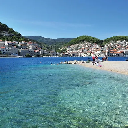 Apartamento One-bedroom In Pucisca