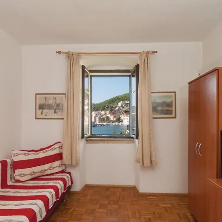 One-bedroom In Pucisca